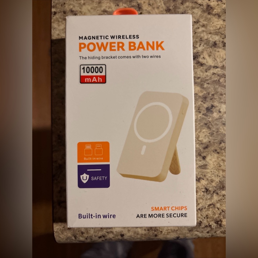 Magnetic Wireless Power Bank - Black in color.